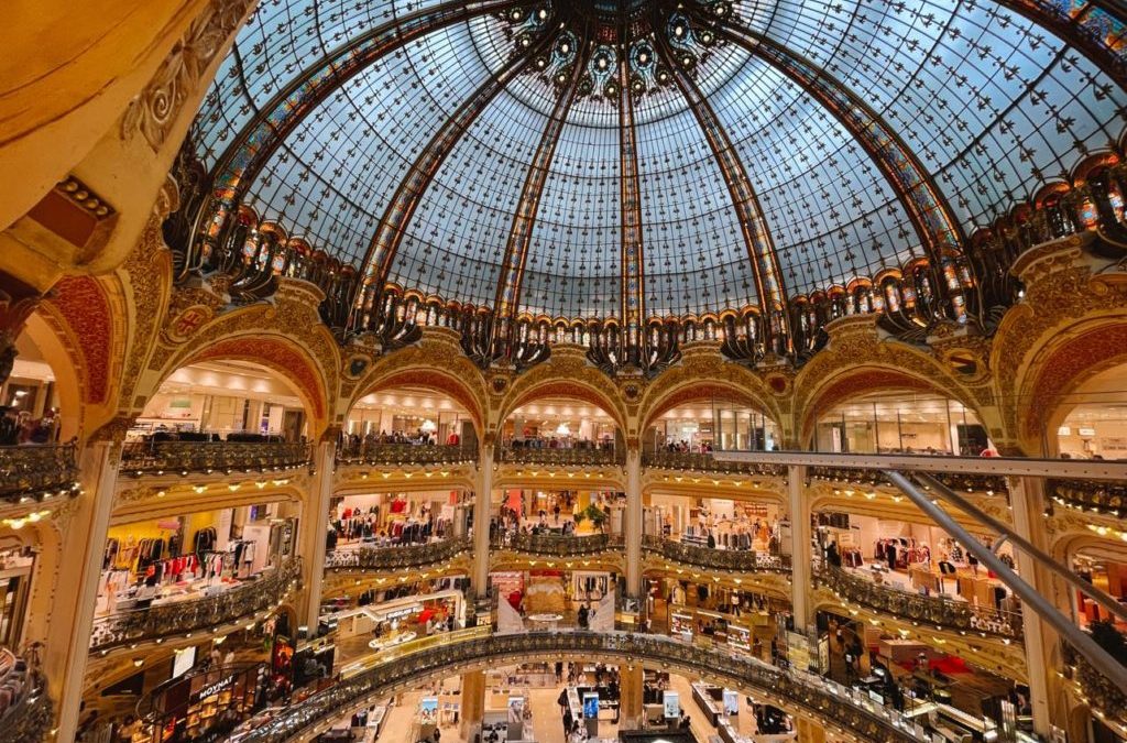 Les grands magasins, cathédrales de la consommation